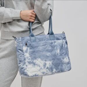 Sol and Selene motivator tote